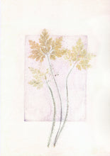 Indlæs billede til gallerivisning Original botanisk kunsttryk af blade i pink og gule toner. 20,4x26,6 cm.